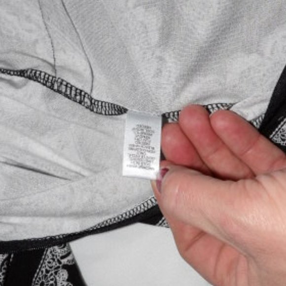 Dress - Picture 10 of 11